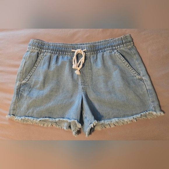 NWOT | Ann Taylor LOFT | Linen Pull-On Tassel Shorts | Medium | Light Chambray - Picture 8 of 13